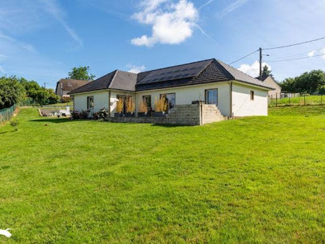 Vente Maison 6 pièces 146 m2 Condat sur Ganaveix