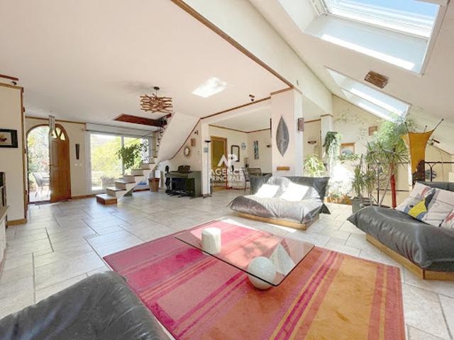 Vente Maison 6 pièces 146 m2 Velizy villacoublay