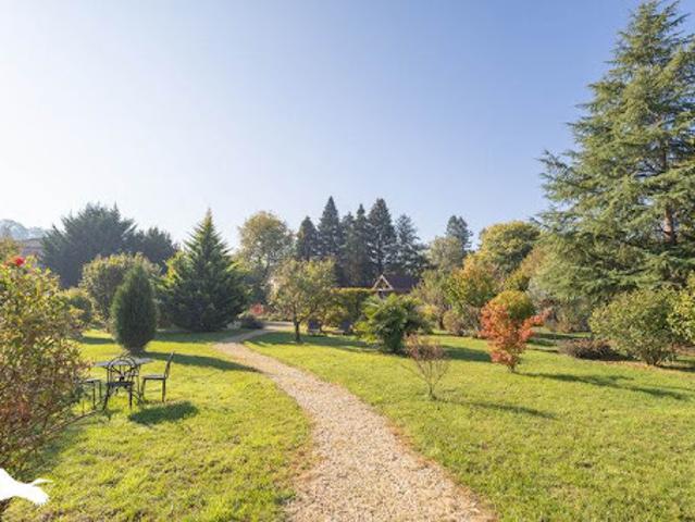 Vente Maison 6 pièces 146 m2 Vergt