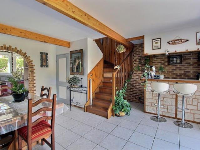 Vente Maison 6 pièces 146.86 m2 Voisins le Bretonneux