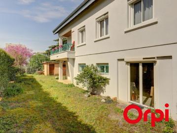Vente Maison 6 pièces 146 m2 Villeurbanne