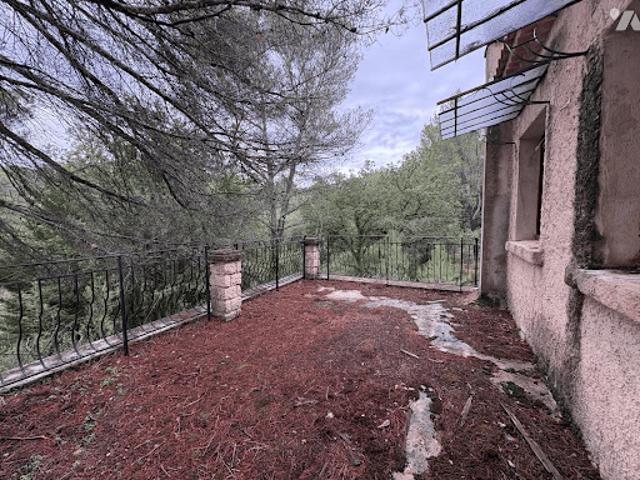Vente Maison 6 pièces 147 m2 Meyrargues
