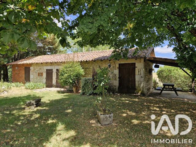 Vente Maison 6 pièces 147 m2 Saint Coutant