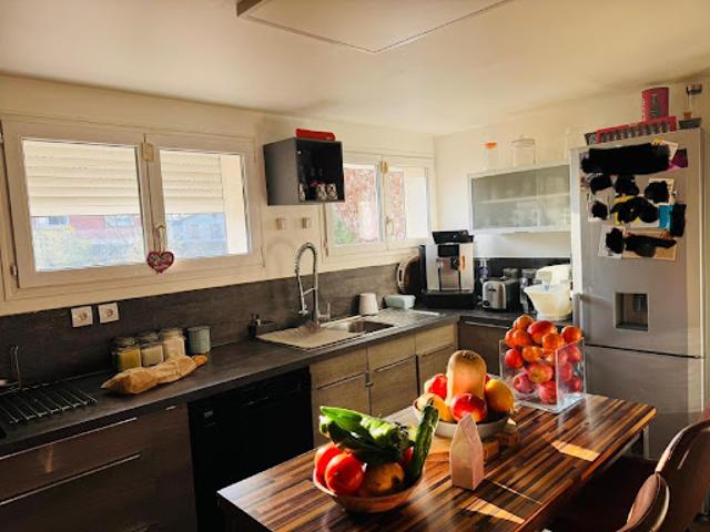 Vente Maison 6 pièces 147 m2 Saint Denis