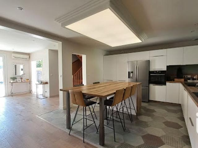 Vente Maison 6 pièces 148 m2 Champs sur Marne