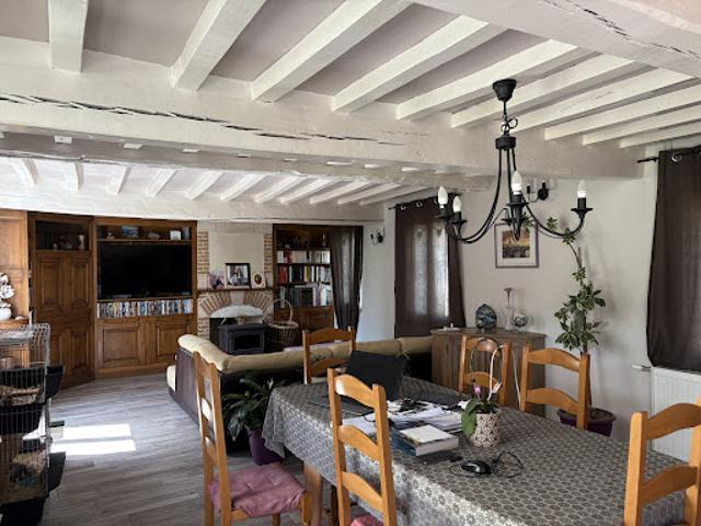 Vente Maison 6 pièces 148 m2 Escles Saint Pierre