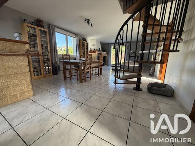 Vente Maison 6 pièces 148 m2 Saint Chamond