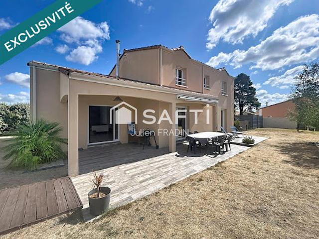 Vente Maison 6 pièces 148 m2 Saint Julien de Concelles