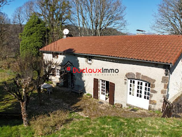 Vente Maison 6 pièces 148 m2 Saint Simon