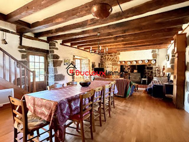 Vente Maison 6 pièces 148 m2 Saint Simon