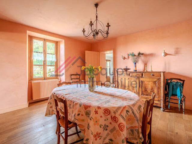 Vente Maison 6 pièces 148.7 m2 Lons le Saunier