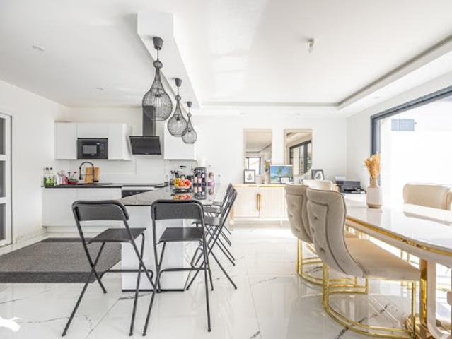 Vente Maison 6 pièces 149 m2 Cramchaban