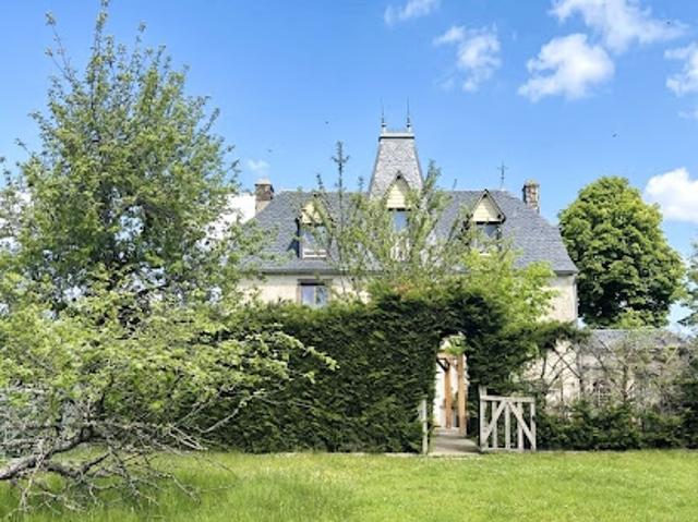 Vente Maison 6 pièces 149 m2 Espinasse
