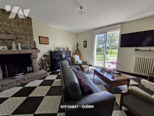 Vente Maison 6 pièces 149 m2 Saint Hilaire du Harcouët