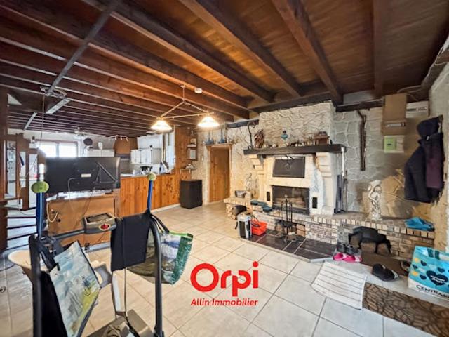 Vente Maison 6 pièces 140 m2 Murat