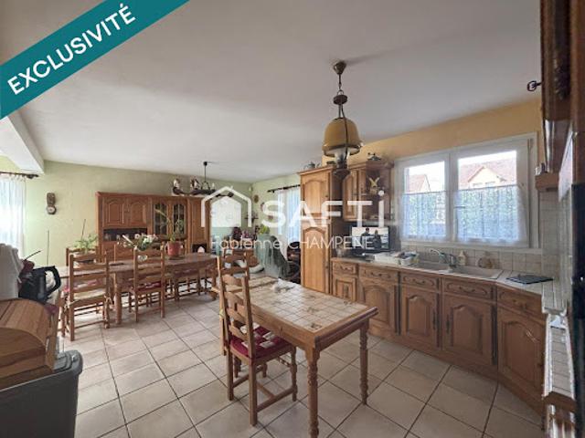 Vente Maison 6 pièces 140 m2 Messia sur Sorne
