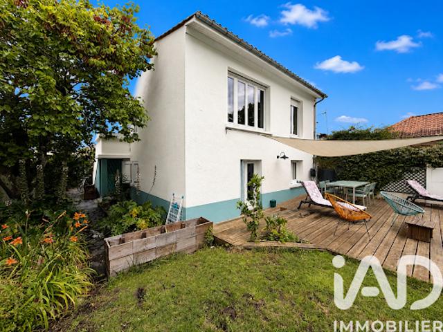Vente Maison 6 pièces 140 m2 Merignac