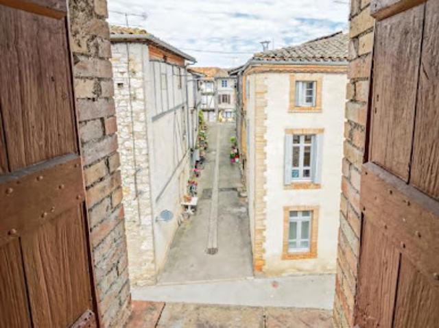 Vente Maison 6 pièces 140 m2 Montricoux