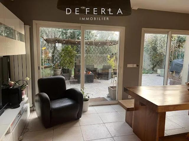 Vente Maison 6 pièces 140 m2 Neuilly Plaisance