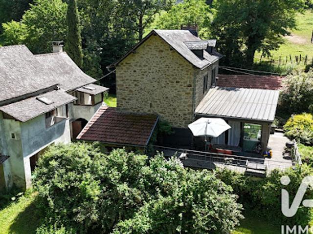 Vente Maison 6 pièces 140 m2 Auzits