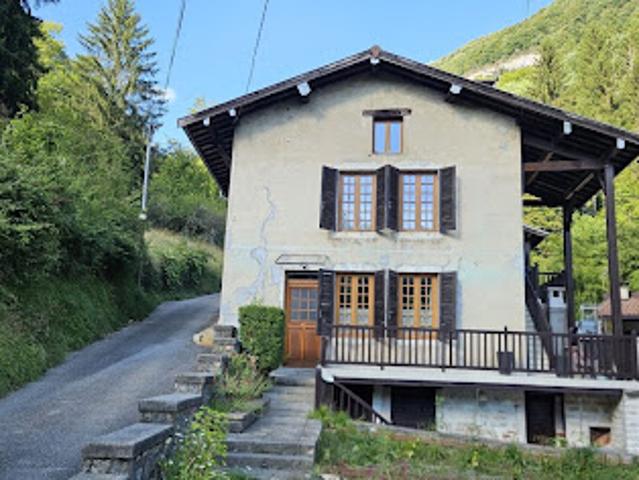 Vente Maison 6 pièces 140 m2 Argis