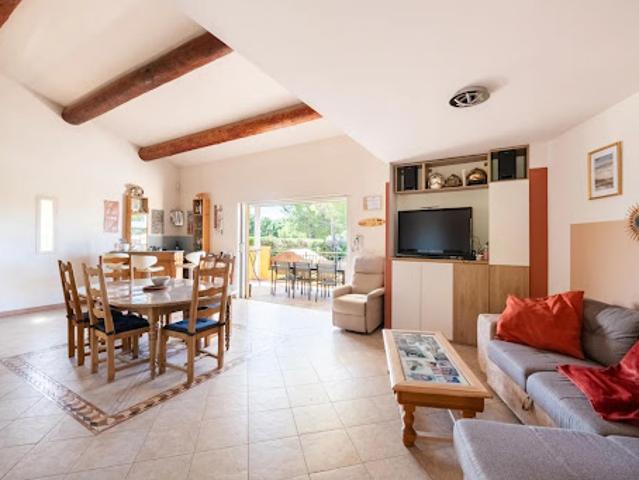 Vente Maison 6 pièces 140 m2 Bouc Bel Air