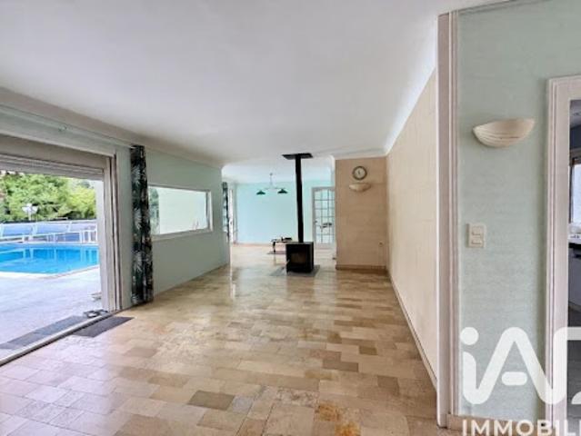Vente Maison 6 pièces 140 m2 Boutiers Saint Trojan