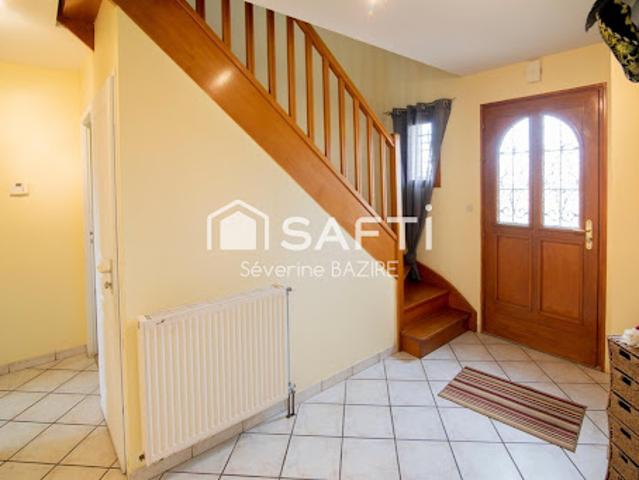 Vente Maison 6 pièces 140 m2 Châteaumeillant
