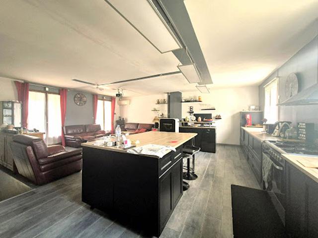 Vente Maison 6 pièces 140 m2 Garéoult