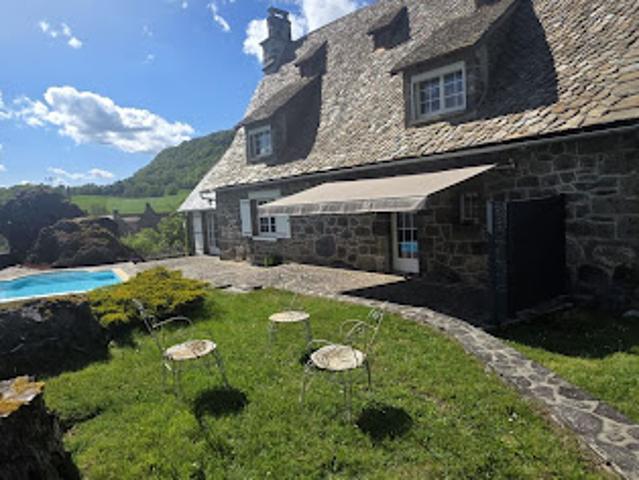 Vente Maison 6 pièces 140 m2 Laroquevieille