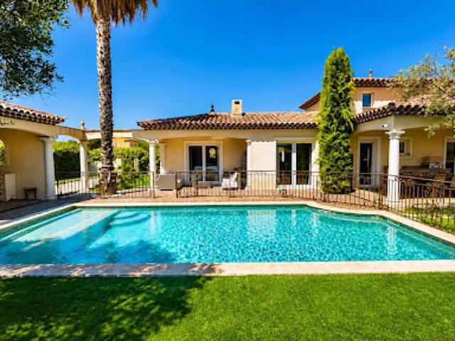 Vente Maison 6 pièces 140 m2 Le Muy