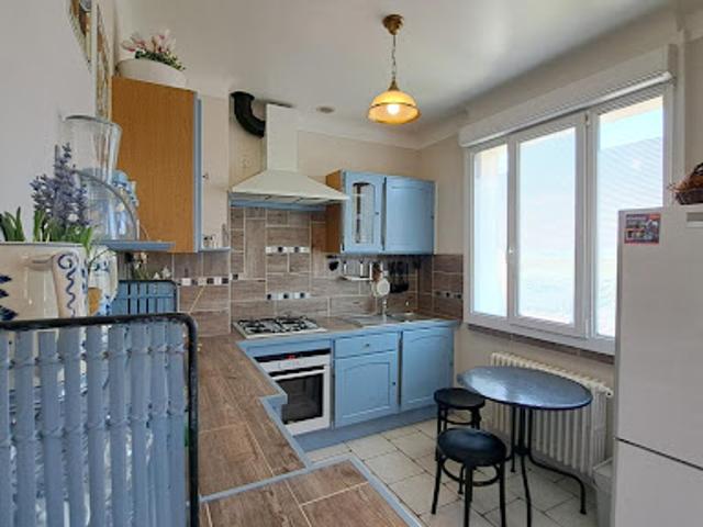 Vente Maison 6 pièces 140 m2 Le Mesnil Saint Denis