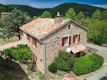 Vente Maison 6 pièces 140 m2 Payzac