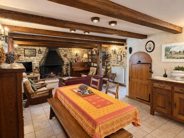 Vente Maison 6 pièces 140 m2 Pierrerue