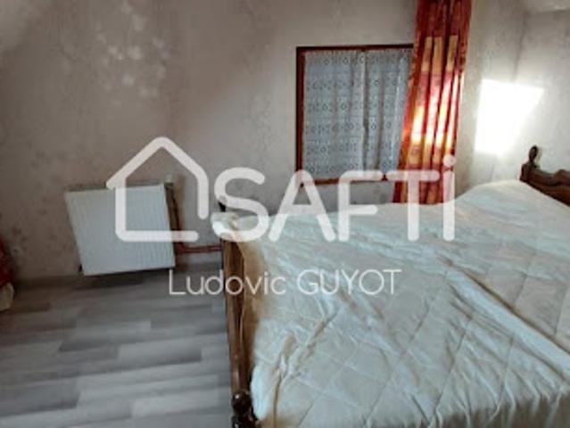 Vente Maison 6 pièces 140 m2 Roullée