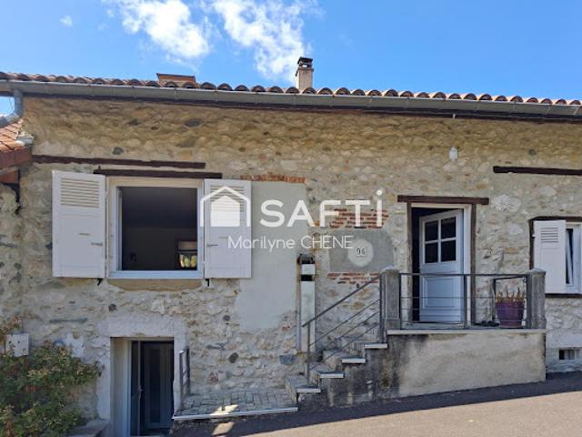 Vente Maison 6 pièces 140 m2 Saint Etienne de Crossey