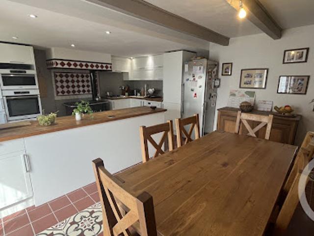 Vente Maison 6 pièces 140 m2 Saint Pierre de Nogaret
