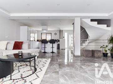 Vente Maison 6 pièces 140 m2 Sartrouville