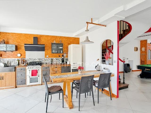 Vente Maison 6 pièces 140 m2 Sauveterre de Béarn