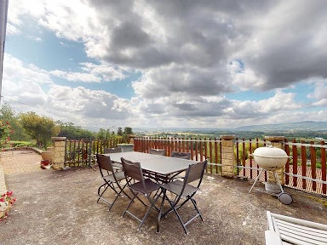 Vente Maison 6 pièces 140 m2 Trévoux