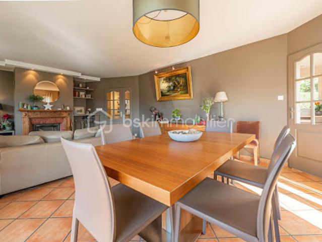 Vente Maison 6 pièces 140 m2 Veyrier du Lac