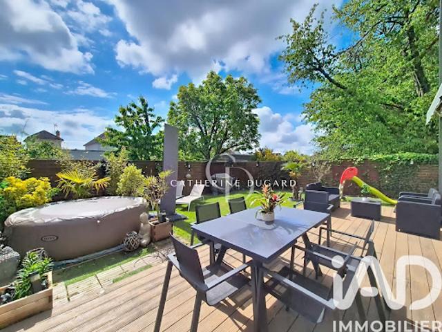 Vente Maison 6 pièces 141 m2 Beauchamp