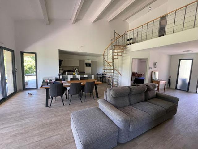 Vente Maison 6 pièces 141 m2 Boisset et Gaujac