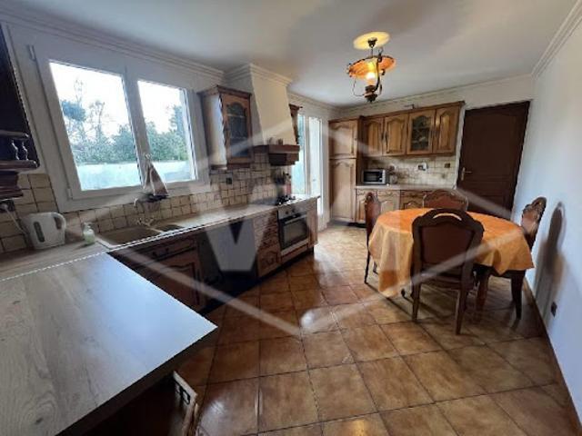 Vente Maison 6 pièces 141 m2 Combs la Ville