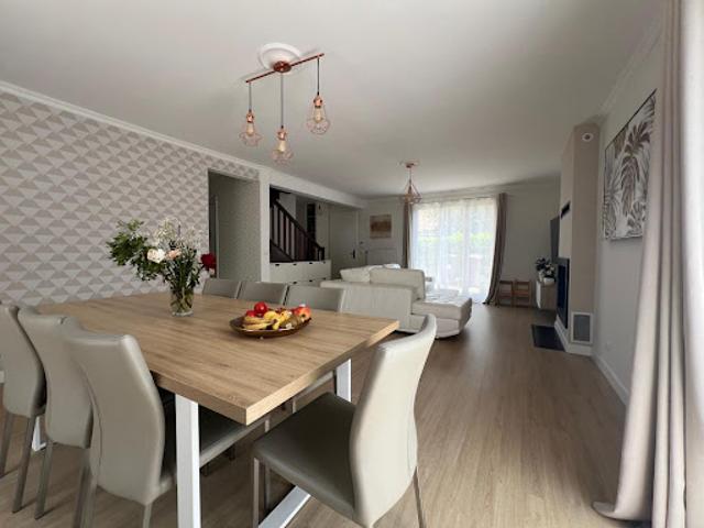 Vente Maison 6 pièces 141 m2 Courcouronnes
