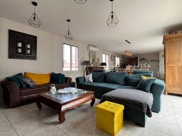 Vente Maison 6 pièces 141 m2 La Rochefoucauld