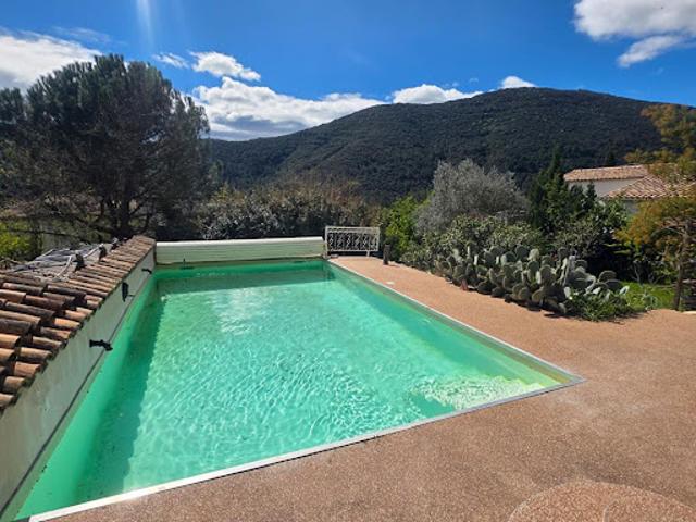 Vente Maison 6 pièces 141 m2 Saint Florent sur Auzonnet
