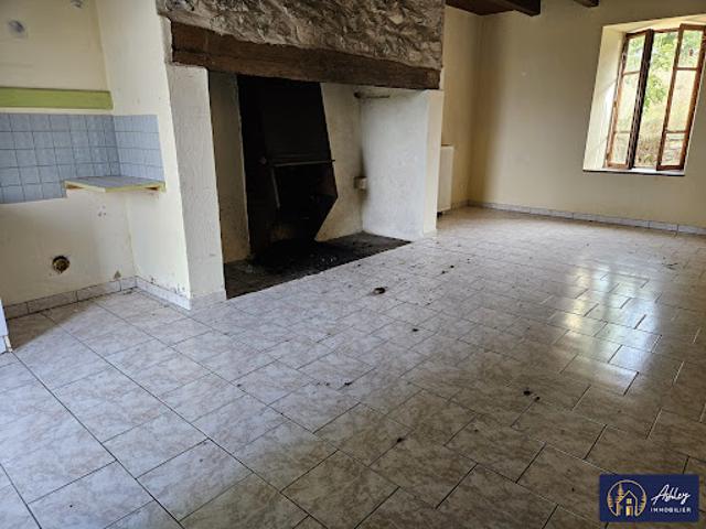 Vente Maison 6 pièces 141 m2 Sarroux Saint Julien