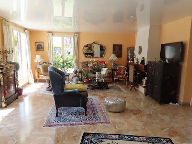Vente Maison 6 pièces 142 m2 Ozoir la ferriere