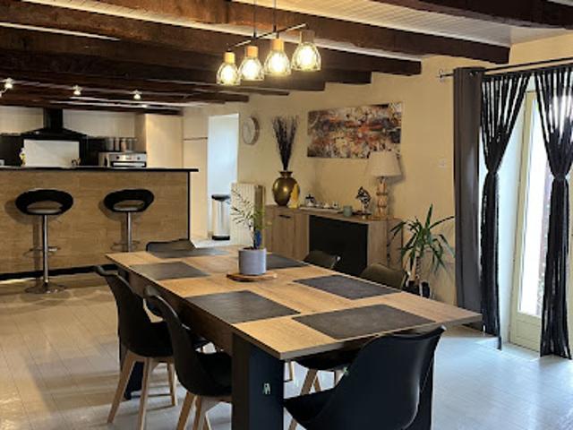 Vente Maison 6 pièces 142 m2 Allassac